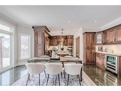 4324 Hickory Drive  Mississauga, ON L4W 1L2