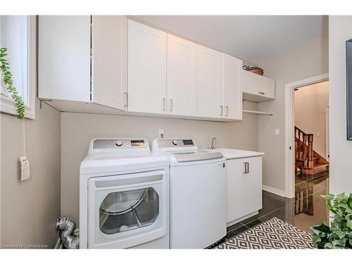 4324 Hickory Drive, Mississauga, ON - Indoor Photo Showing Bedroom