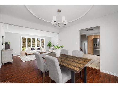 476 Parkwood Court, Waterloo, ON - Indoor Photo Showing Dining Room