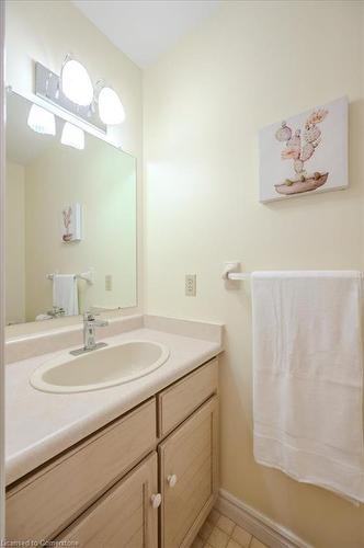 53 Lynnvalley Crescent, Kitchener, ON - Indoor Photo Showing Bathroom