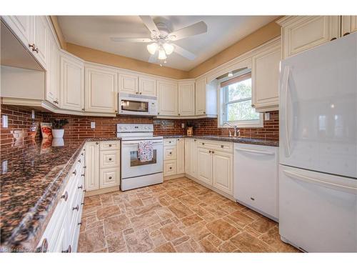 309 Christopher Drive, Cambridge, ON - Indoor Photo Showing Kitchen