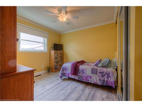 309 Christopher Drive, Cambridge, ON - Indoor Photo Showing Bedroom