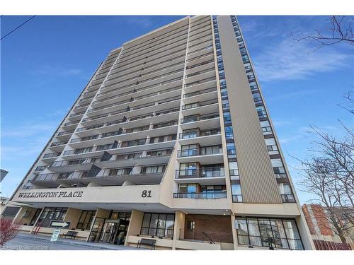 702-81 Church Street  Kitchener, ON N2G 4M1