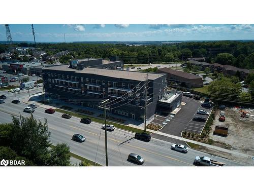 1Bc-430 Essa Road, Barrie, ON 