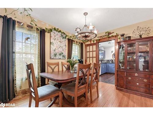 49 Facer Street, St. Catharines, ON - Indoor Photo Showing Dining Room