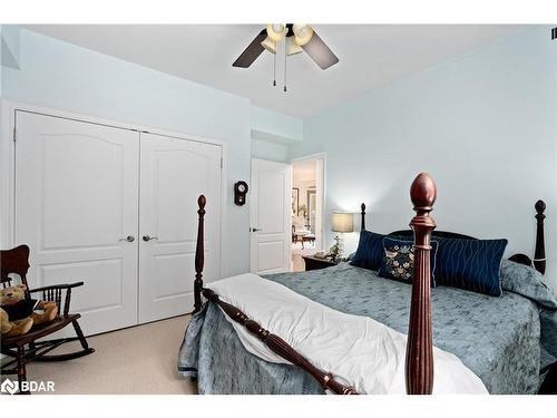 104-200 Collier Street, Barrie, ON - Indoor Photo Showing Bedroom
