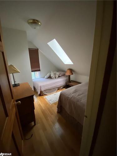 1126 Deerfly Drive, Gravenhurst, ON - Indoor Photo Showing Bedroom