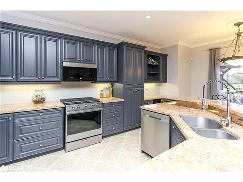 16 Deanna Drive, Wasaga Beach, ON - Indoor Photo Showing Kitchen With Double Sink