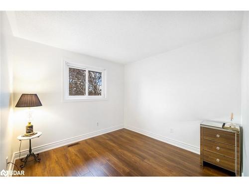 43 Shoreview Drive, Barrie, ON - Indoor Photo Showing Other Room