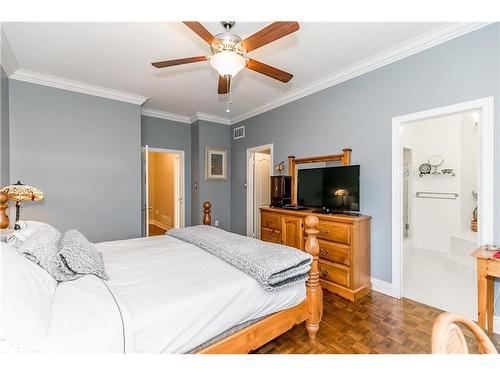72 Velmar Drive, Vaughan, ON - Indoor Photo Showing Bedroom