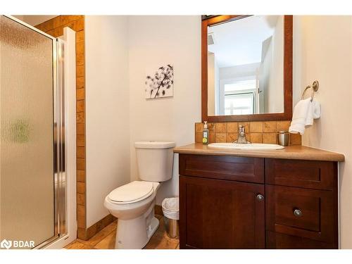236-130 Fairway Court, The Blue Mountains, ON - Indoor Photo Showing Bathroom