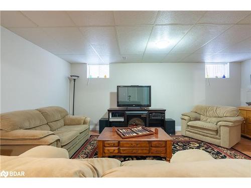 725 Broadview Avenue, Orillia, ON - Indoor Photo Showing Other Room