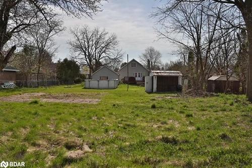 152 Puget Street, Barrie, ON - Outdoor With Backyard