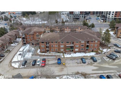 307-1 Quail Crescent, Barrie, ON -  With View