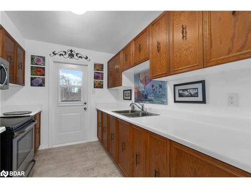 307-1 Quail Crescent, Barrie, ON - Indoor Photo Showing Kitchen With Double Sink
