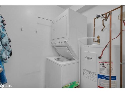 307-1 Quail Crescent, Barrie, ON - Indoor Photo Showing Laundry Room