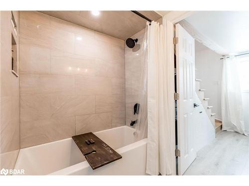 620 Second Avenue, Port Mcnicoll, ON - Indoor Photo Showing Bathroom