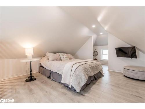 620 Second Avenue, Port Mcnicoll, ON - Indoor Photo Showing Bedroom