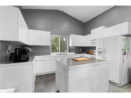 11 Nickles Cove Road, Whitestone, ON - Indoor Photo Showing Kitchen