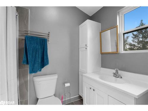 11 Nickles Cove Road, Whitestone, ON - Indoor Photo Showing Bathroom