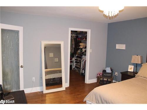 15 Rodney Street, Barrie, ON - Indoor Photo Showing Other Room