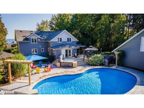 112 Lakeshore Road W, Oro-Medonte, ON - Outdoor With In Ground Pool With Backyard With Exterior