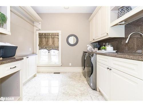 95 Eden Vale Drive, King City, ON - Indoor Photo Showing Laundry Room
