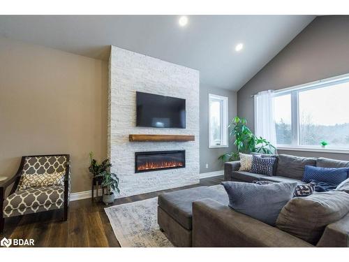 287 Bullis Road, Brighton, ON - Indoor Photo Showing Living Room With Fireplace