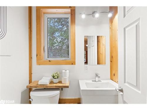 1153 Riding Ranch Road, South River, ON - Indoor Photo Showing Bathroom