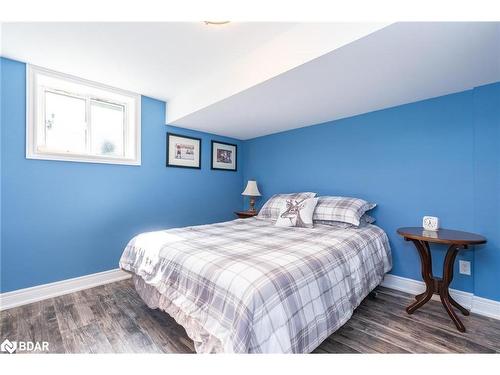 3100 New Brailey Line, Severn, ON - Indoor Photo Showing Bedroom