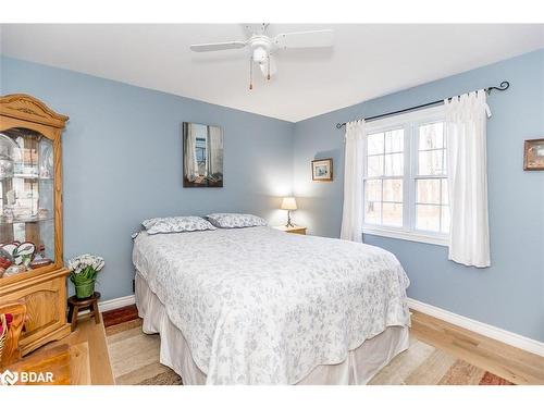 66 Huronwoods Drive, Oro-Medonte, ON - Indoor Photo Showing Bedroom