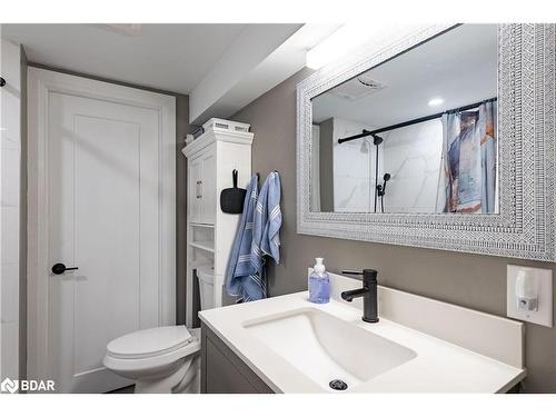 18 Martin Street, Hillsdale, ON - Indoor Photo Showing Bathroom