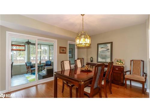 28 Masters Crescent, Port Severn, ON - Indoor Photo Showing Dining Room