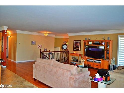 540 Auxilia Avenue, Timmins, ON - Indoor Photo Showing Living Room
