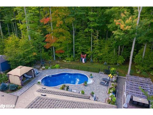 65 Black Creek Trail, Minesing, ON - Outdoor With In Ground Pool