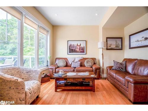 52 Drummond Drive, Penetanguishene, ON - Indoor Photo Showing Living Room