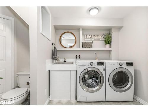 1069 Lakeshore Rd Road E, Oro-Medonte, ON - Indoor Photo Showing Laundry Room