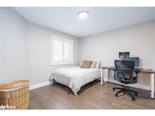 2265 Brays Lane, Oakville, ON - Indoor Photo Showing Bedroom