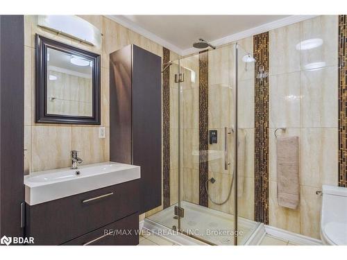 2892 Weston Road, Toronto, ON - Indoor Photo Showing Bathroom