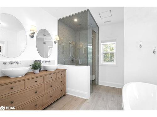 395 Eastdale Drive, Wasaga Beach, ON - Indoor Photo Showing Bathroom