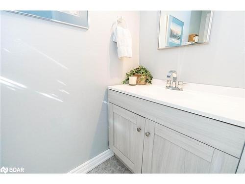 1 Colleen Avenue, Barrie, ON - Indoor Photo Showing Bathroom