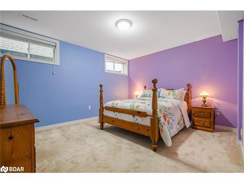 91 Seline Crescent, Barrie, ON - Indoor Photo Showing Bedroom