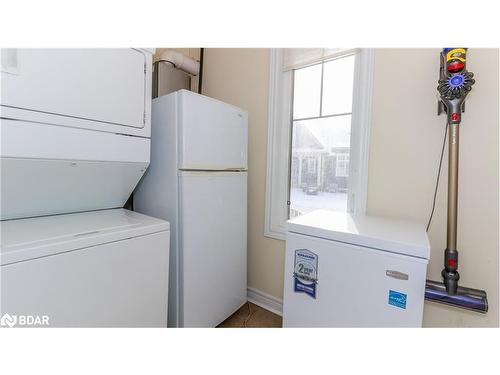 22 Marina Village Drive, Port Severn, ON - Indoor Photo Showing Laundry Room