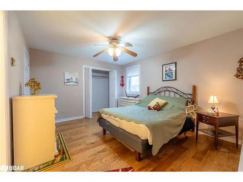 195 Bayshore Dr Drive, Brechin, ON - Indoor Photo Showing Bedroom