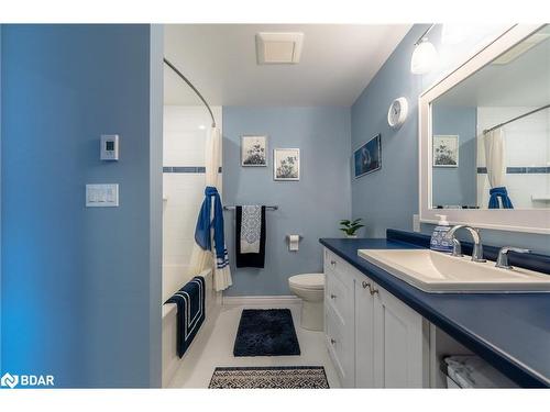 195 Bayshore Dr Drive, Brechin, ON - Indoor Photo Showing Bathroom