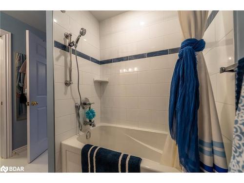 195 Bayshore Dr Drive, Brechin, ON - Indoor Photo Showing Bathroom