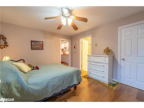 195 Bayshore Dr Drive, Brechin, ON - Indoor Photo Showing Bedroom