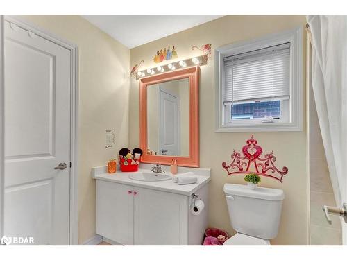 12 Cypress Point Street, Barrie, ON - Indoor Photo Showing Bathroom