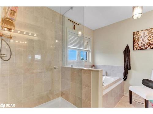 12 Cypress Point Street, Barrie, ON - Indoor Photo Showing Bathroom