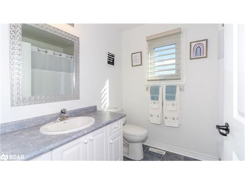 39 Whitfield Crescent, Elmvale, ON - Indoor Photo Showing Bathroom